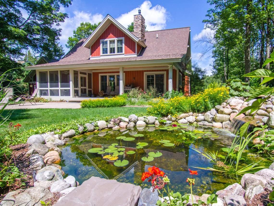 Home in Trailside